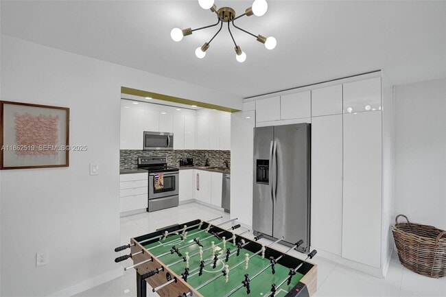 Building Photo - 1605 NW 7th Terrace