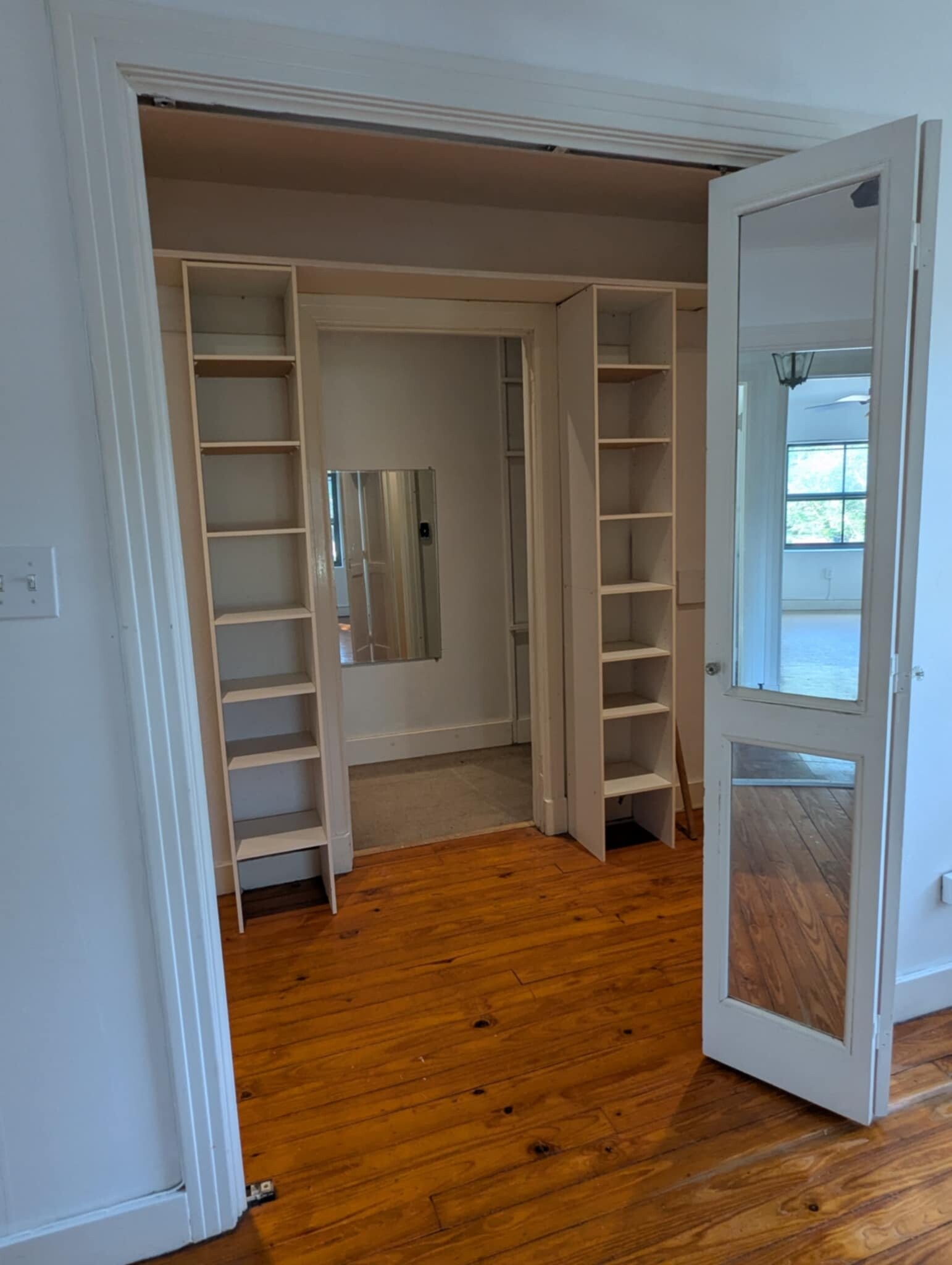 Building Photo - 207 Adrienne St