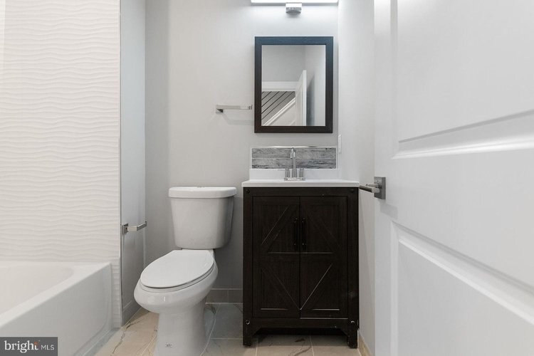 Bathroom #3 - 2534 E Gordon St