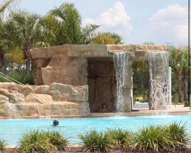 Building Photo - 8975 Candy Palm Rd
