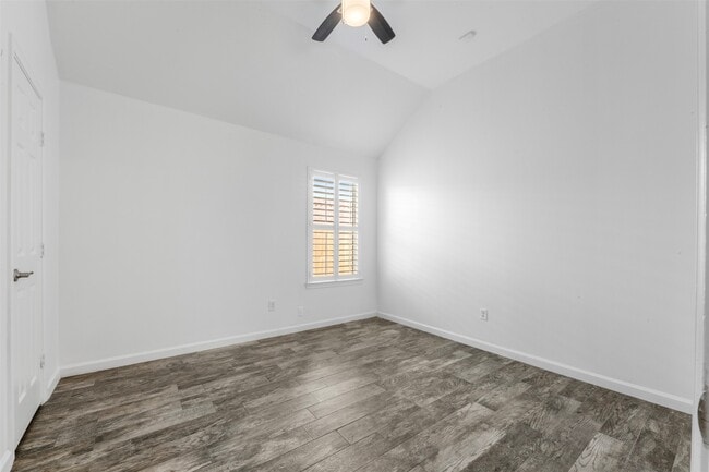 Building Photo - 18418 Sailfish Cove Dr
