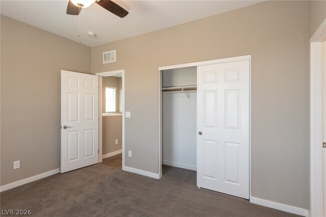 Building Photo - 747 Foreign Reef Wy