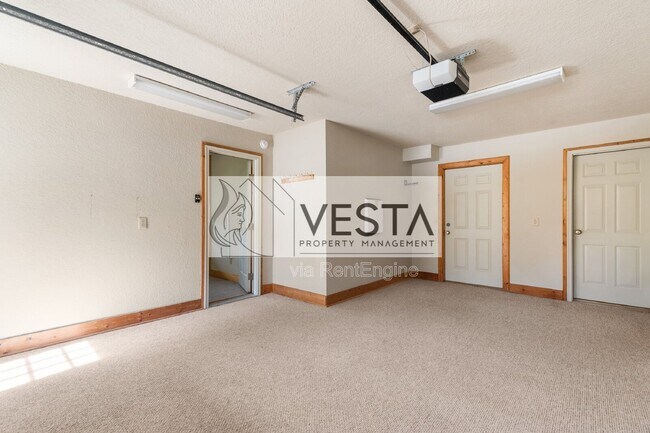 Building Photo - 131 Tanner Trail