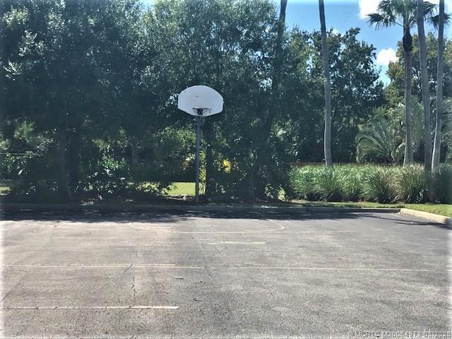 Building Photo - 3486 SW Pindo Palm Ln