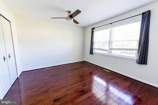 Building Photo - 1345 Carpers Farm Way