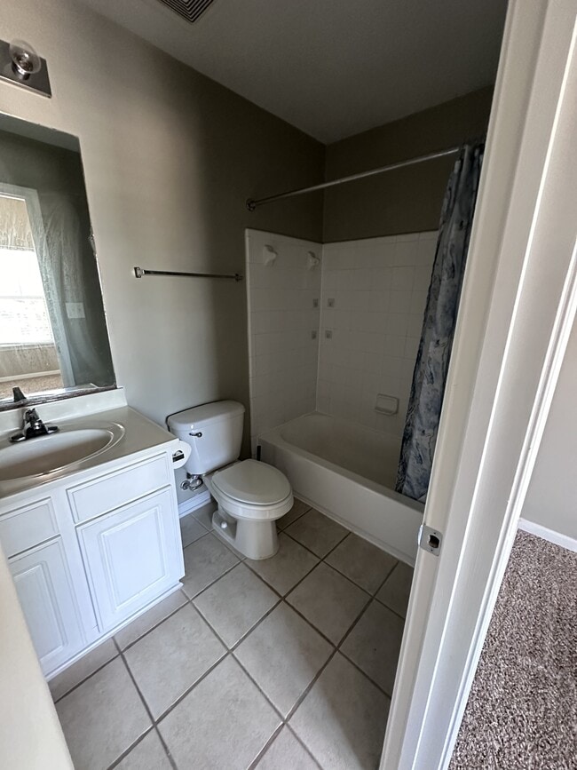 Building Photo - 1725 Harvey Mitchell Pkwy S