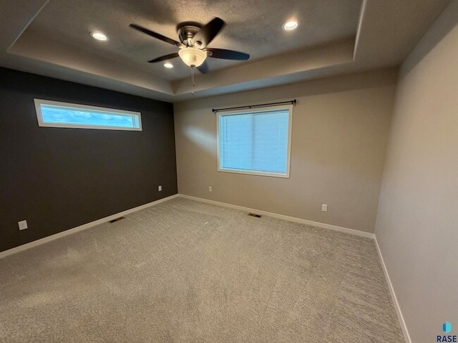 Building Photo - 2607 E Sunburst Dr
