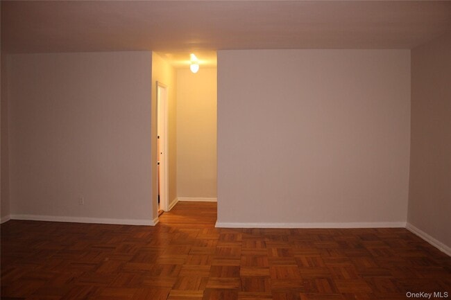 Building Photo - 277 Bronx River Rd