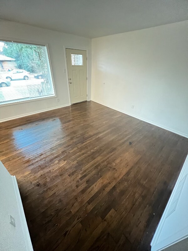 Building Photo - 6628 Ascot Ln