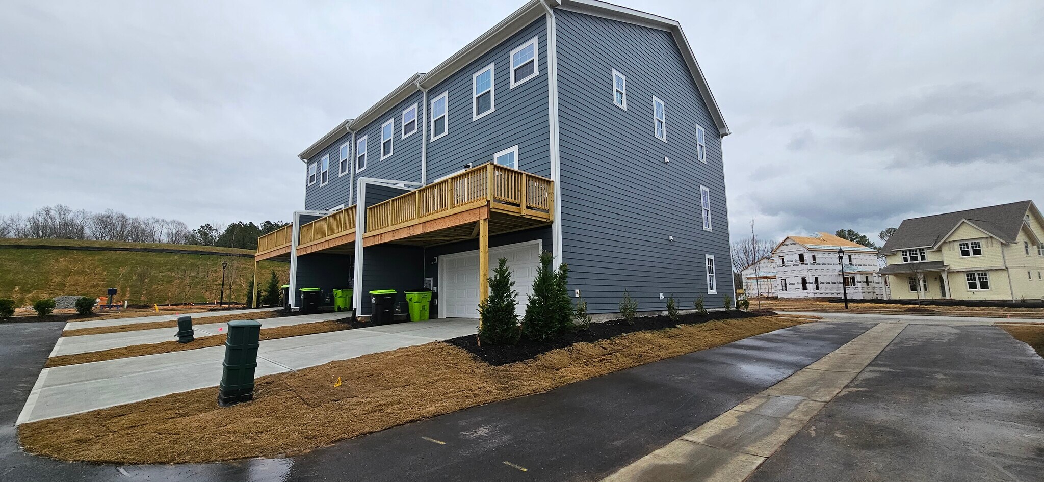 Building Photo - 504 Whitehall Cir