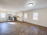 Building Photo - Your Next Home in Greer Freshly Remodeled!