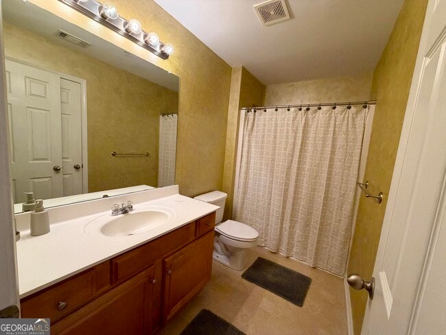 Building Photo - 121 Stonebridge Crossing