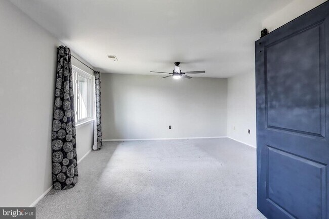 Building Photo - 18509 Owl Run Way