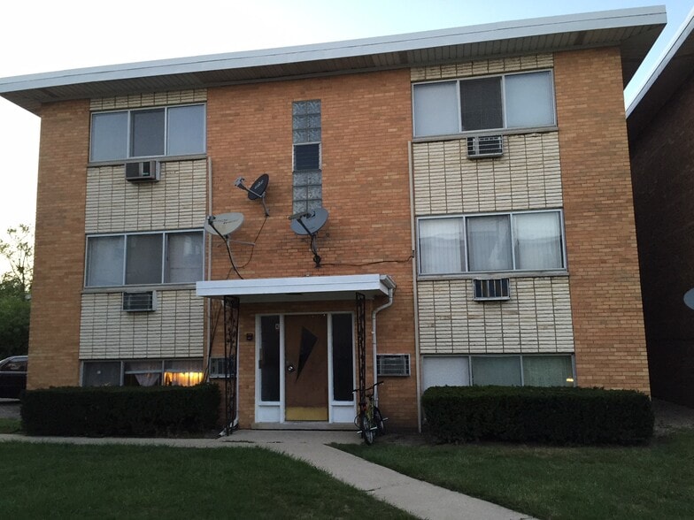 Building Photo - 9608 N Greenwood Ave