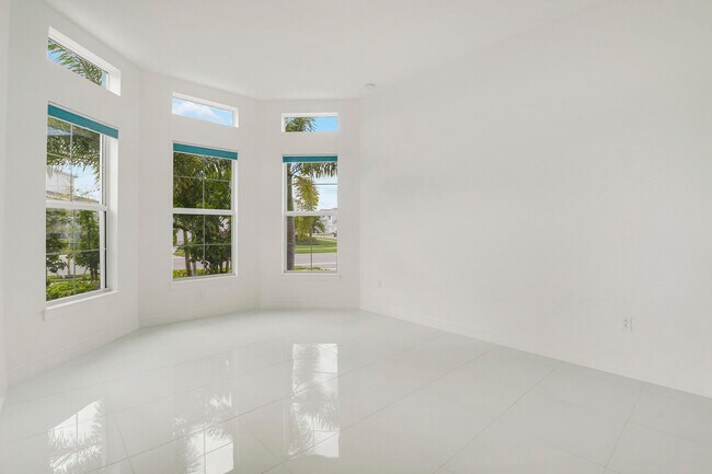 Building Photo - 10815 Stellar Cir