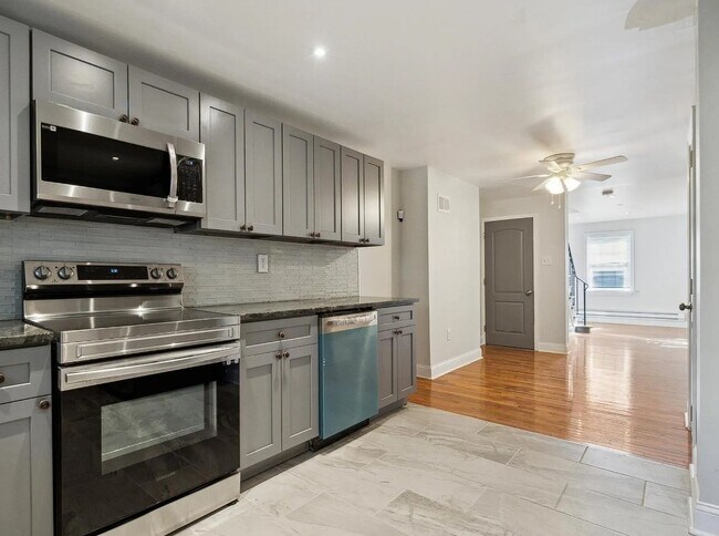 Building Photo - 3839 Melon St