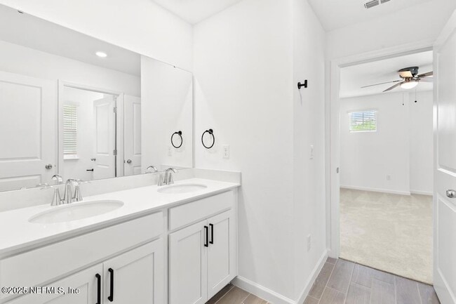 Building Photo - 355 Miromar Lk Dr