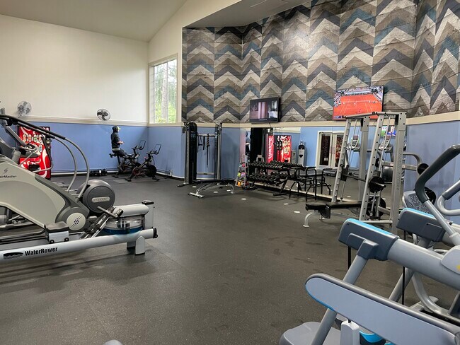Health club - 12303 Harbour Pointe Blvd