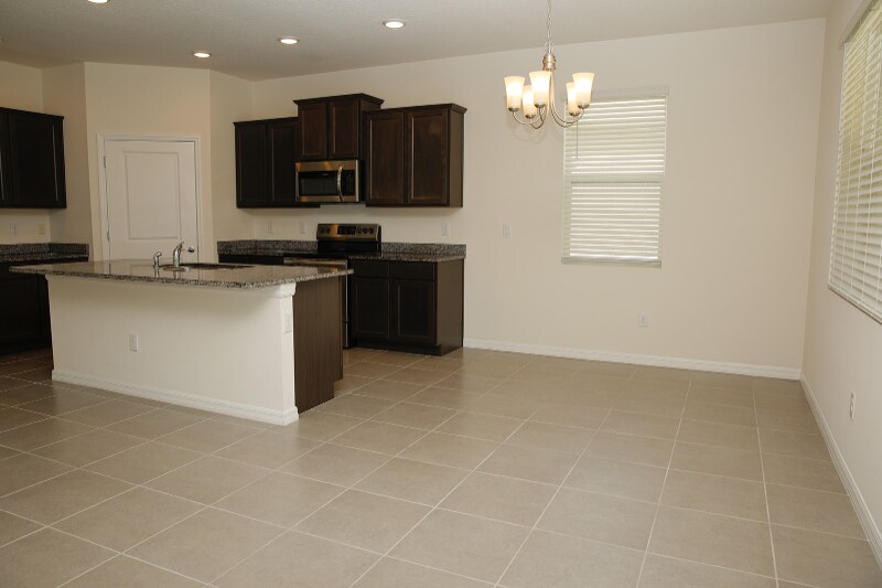 Building Photo - 13681 Paddington Wy