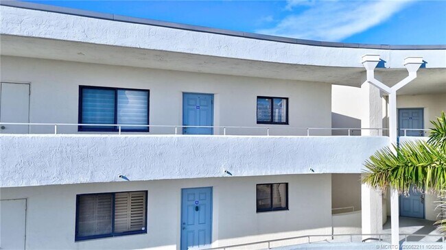 Building Photo - 2375 NE Ocean Blvd