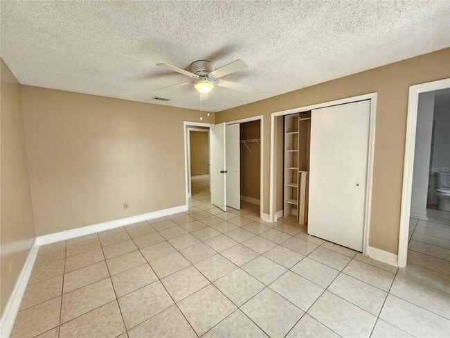 Building Photo - 1024 Whalebone Bay Dr