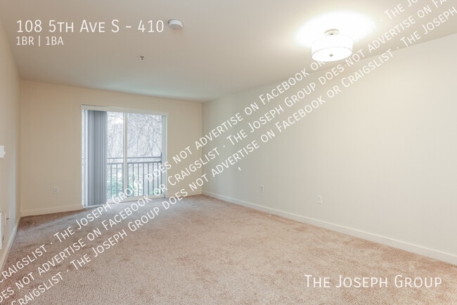 Building Photo - 108 5th Ave S