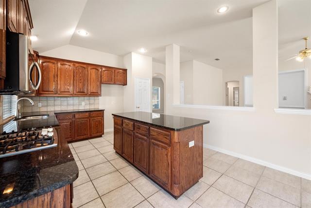 Building Photo - 4136 Greenfield Dr