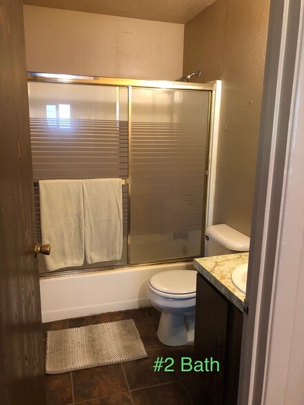 #2 Bathroom - 450 Stevens Ave