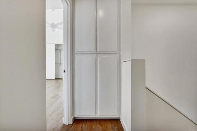 Building Photo - 410 Stratford Ct