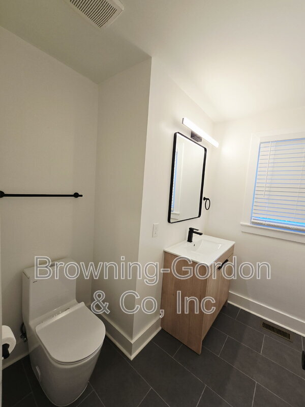 Building Photo - 1601 Haynes Meade Cir