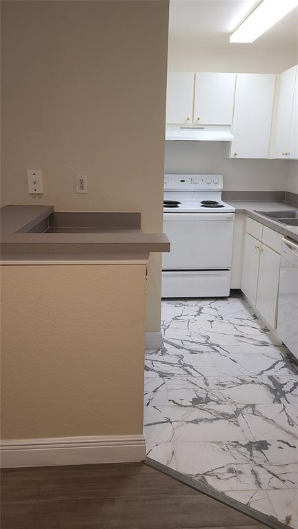 Building Photo - 10422 White Lake Ct