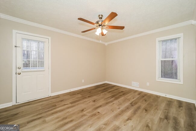 Building Photo - 2920 Sandstone Trail
