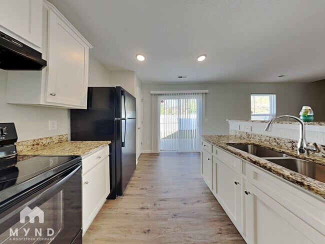 Building Photo - 6530 Paw Village Rd