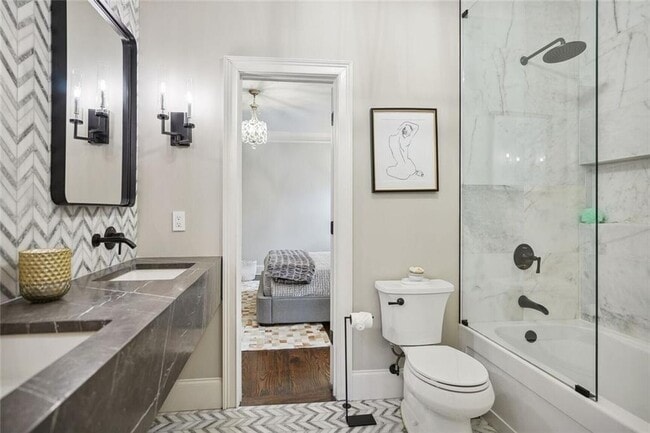 Building Photo - 1930 Northside Dr NW