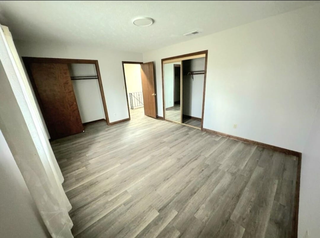 Building Photo - 1911 Glendale Rd