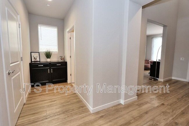 Building Photo - 12158 Byrony Ct