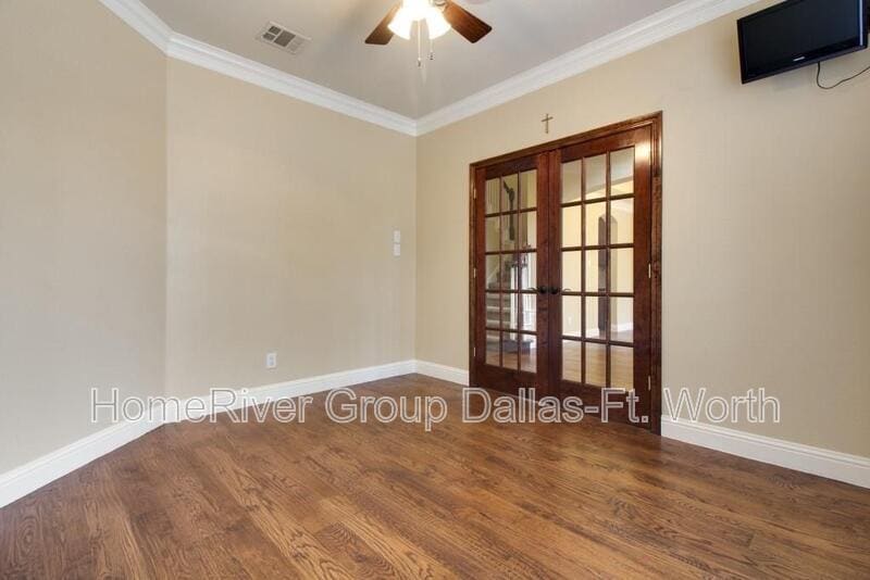 Building Photo - 2527 Windgate Dr