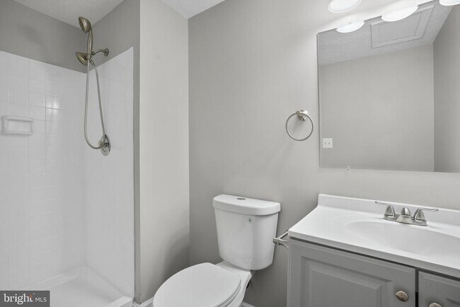 Building Photo - 10506 Lime Tree Way