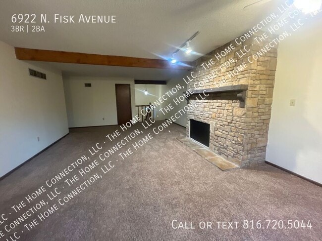 Building Photo - 6922 N Fisk Ave