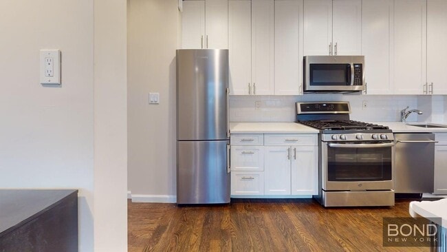 Floorplan - 30 Charlton Street