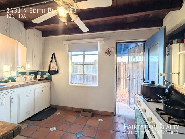 Building Photo - Adorable 1bed/1bath duplex w/ breakfast no...