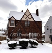 Building Photo - 15602 Delrey Ave