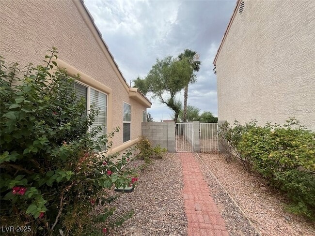 Building Photo - 7604 Pennybrook Ct
