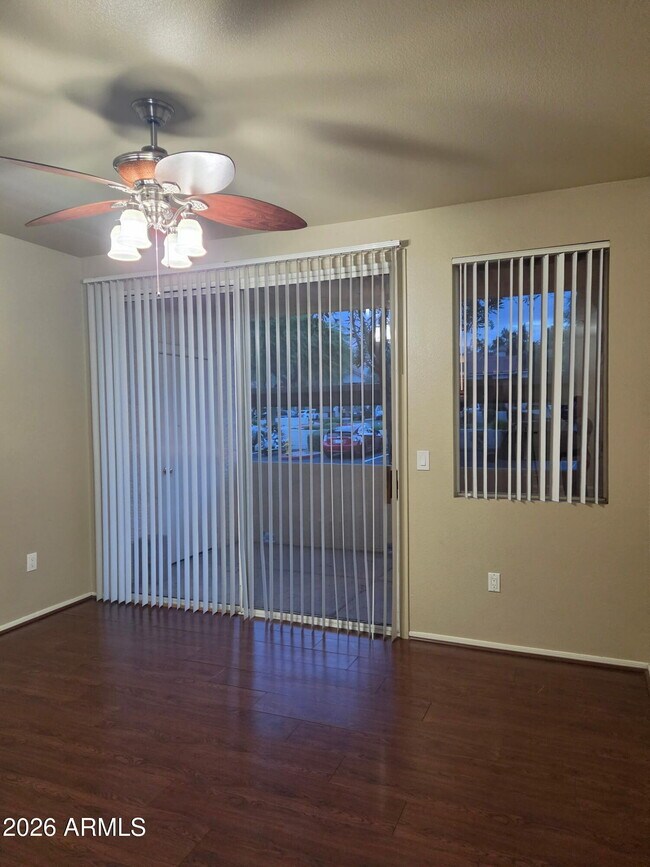 Building Photo - 11375 E Sahuaro Dr