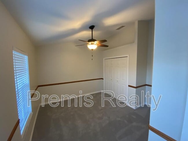 Building Photo - 13224 Thoroughbred Loop