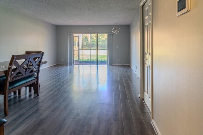 Building Photo - 16431 Blatt Blvd