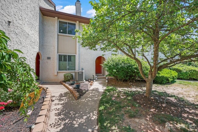 Building Photo - 81 Thoreau Dr
