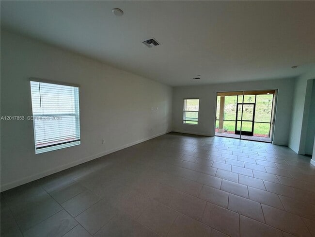 Building Photo - 3917 Passion Vine Dr