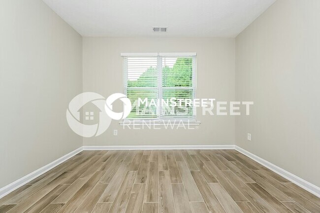 Building Photo - 4 Bedroom Pet-Friendly Home in STOCKBRIDGE, GA with Main Street Renewal