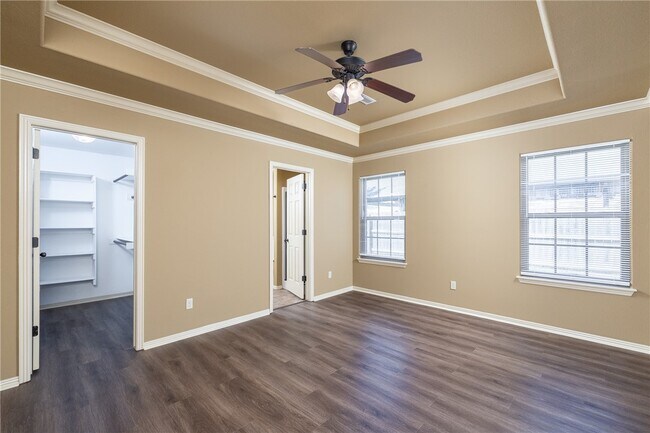 Building Photo - 515 Liem Cir